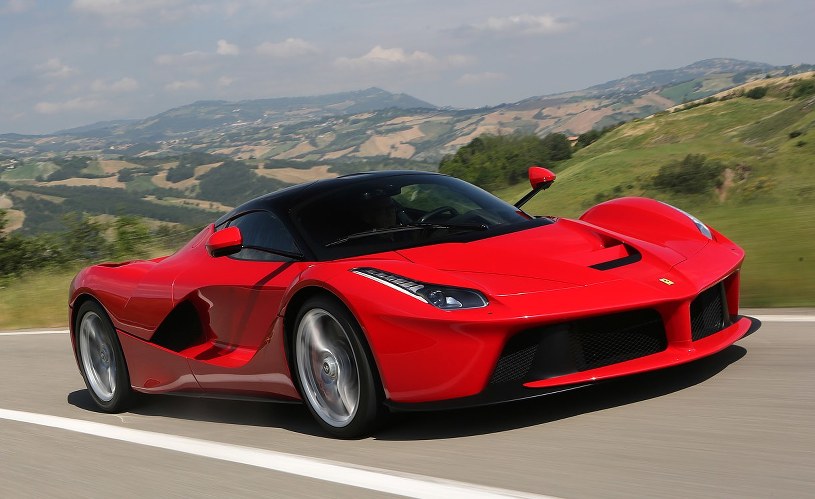 Ferrari Laferrari Na Sprzedaz W Polsce Motoryzacja W Interia Pl