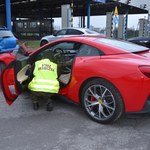 Ferrari miało trafić na Białoruś. "Najdroższy pojazd, który udało się odzyskać"