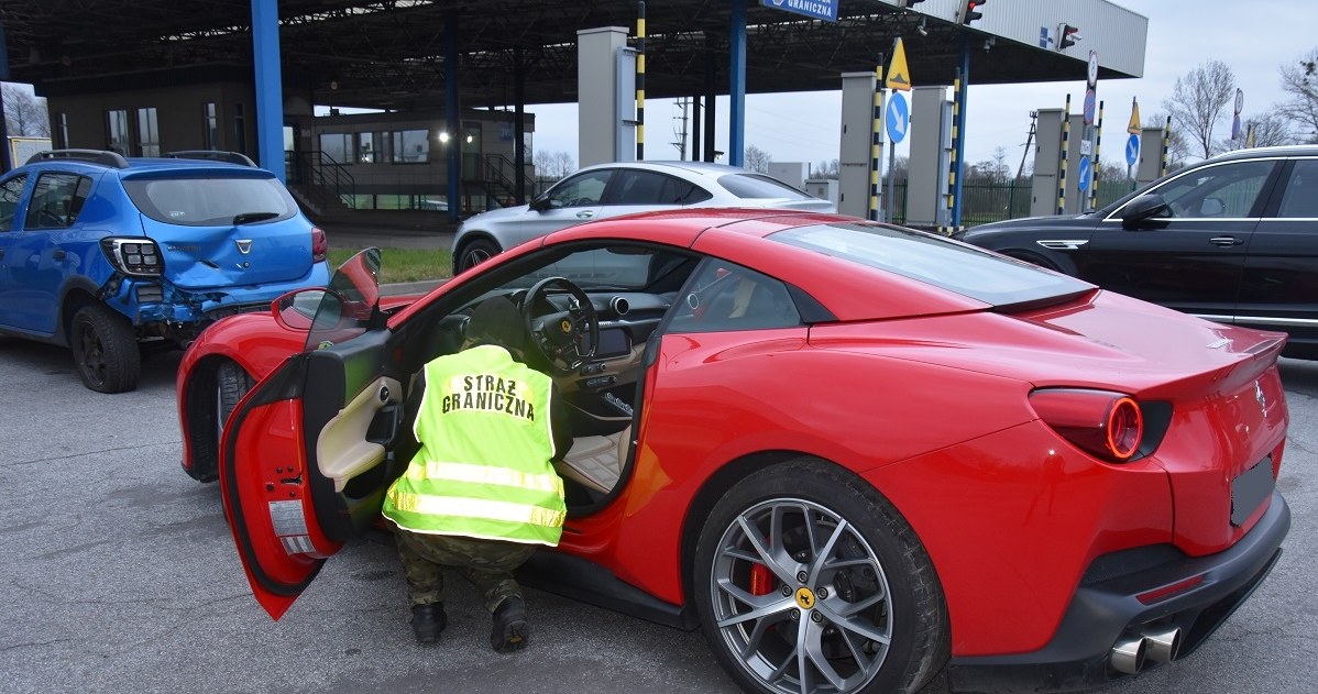 Ferrari Portofino z 2019 r. było najdroższym autem, jakie w 2023 roku zatrzymali strażnicy /Nadbużański Oddział Straży Granicznej /materiały prasowe