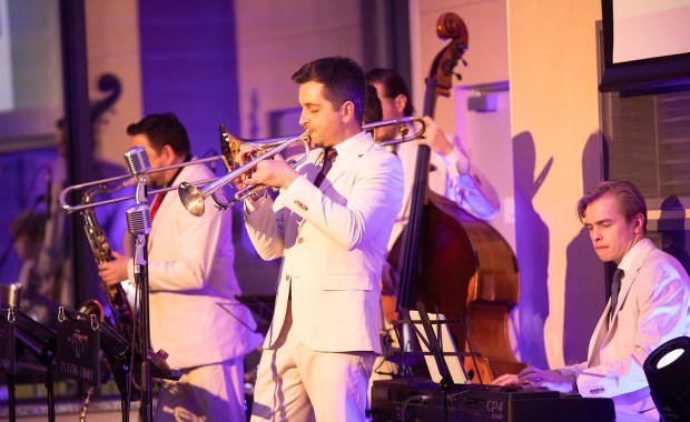 ​Festiwal "Black or White". Gwiazdy muzyki i kabaretu na jednej scenie