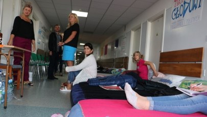 Fiasko rozmów urzędników z pielęgniarkami. "Chcą nam dać 300 złotych"