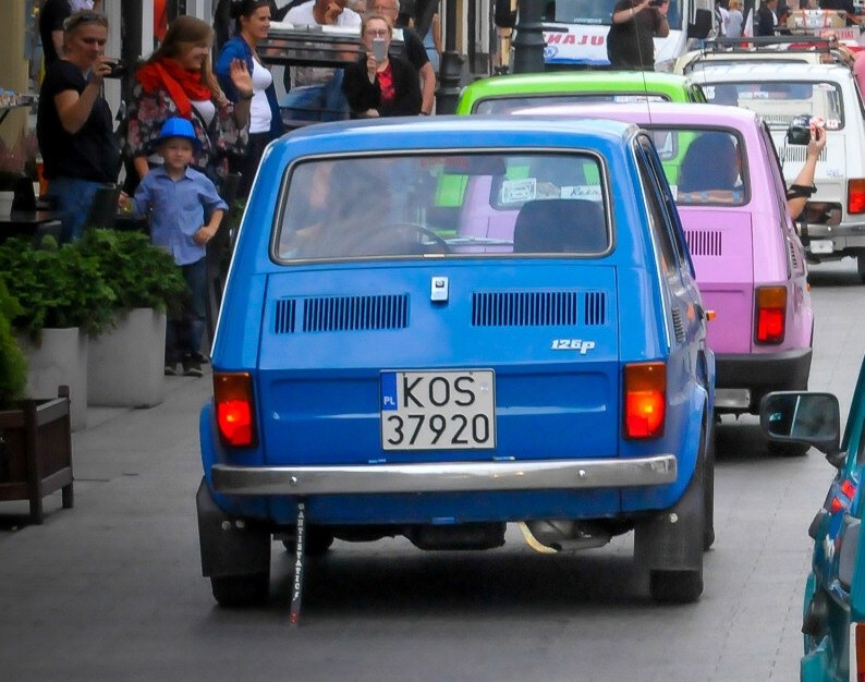 Fiat 126p w ostatnim okresie produkcji doczekał się oficjalnej nazwy Maluch /Piotr Kamionka /East News