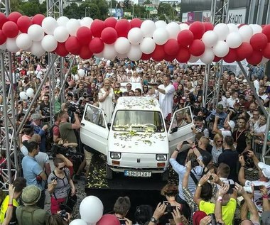 Fiat 126p wyruszył w podróż do Toma Hanksa