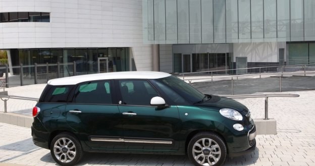 Fiat 500L Living będzie produkowany w serbskiej fabryce w Kragujevacu. /Fiat