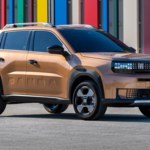 Fiat Grande Panda Hybrid już w polskich salonach. Ceną zamiesza na rynku