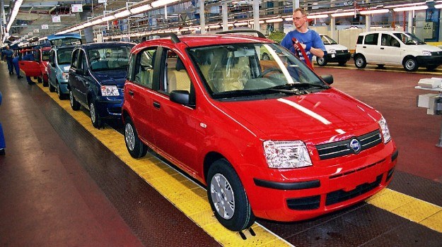 Fiat Panda zdobył europejski tytuł Samochodu Roku 2004. /Fiat