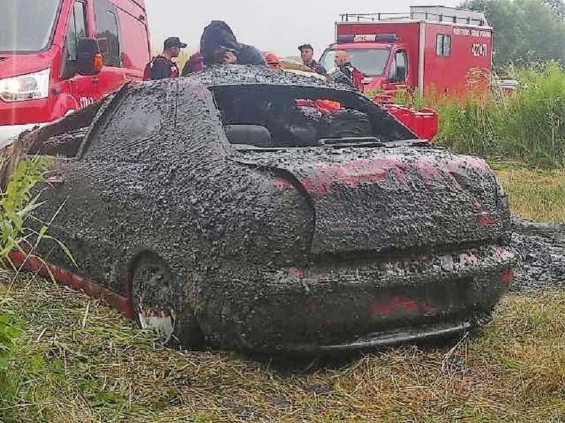 Fiat Siena Marcina Sakowicza został odnaleziony po 17 latach. /KPP Krapkowice /Policja