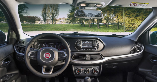 Fiat Tipo 2016 /Informacja prasowa