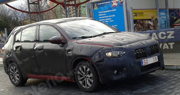 Fiat Tipo hatchback już na polskich drogach /Informacja prasowa