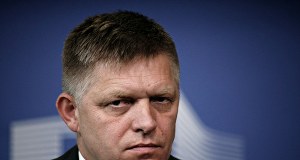 Fico nie poleci do Moskwy przez kraje bałtyckie. Słowacki premier zablokowany