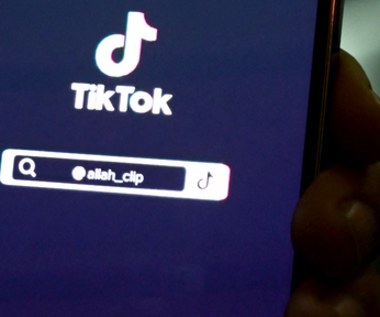 FIFA 22: TikTok walczy z otwieraniem paczek FUT