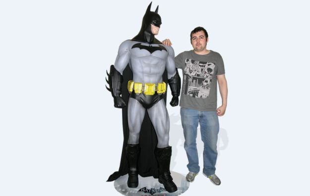 Figura Batmana zagości do domu któregoś z graczy /Informacja prasowa