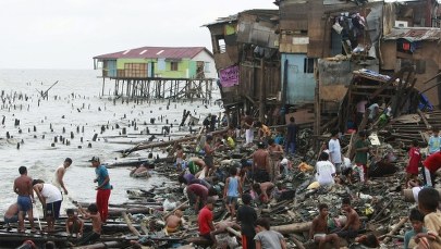 Filipiny przygotowują się na uderzenie tajfunu