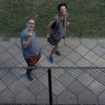"Film balkonowy": Spowiednik, terapeuta z balkonu [recenzja]