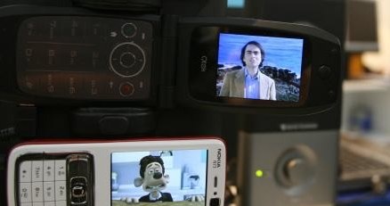 Film "Wpuszczony w kanał" i N73. Jednoczesne oglądanie i jedzenie popcornu może być problemem /AFP