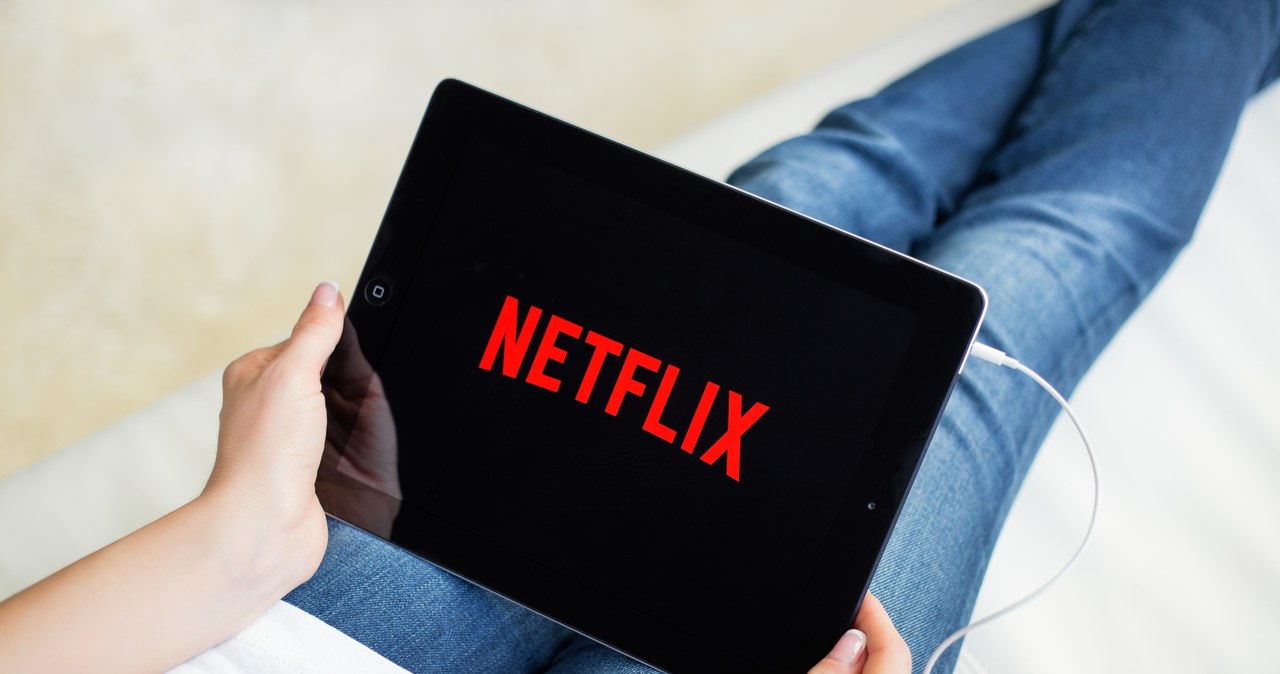 Filmy i seriale w aplikacji Netflix można oglądać na różnych urządzeniach: telewizorach, smartfonach, tabletach, konsolach.