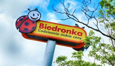 Filtry i butelki Dafi taniej w Biedronce. Oszczędzaj na wodzie każdego dnia!