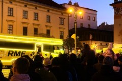 FINAŁ AKCJI JADĄ ŚWIĘTA RMF W KRAKOWIE