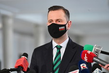 Finanse PSL. Kredyt na 5,5 mln zł, zlecenia dla byłych posłów Kukiz’15