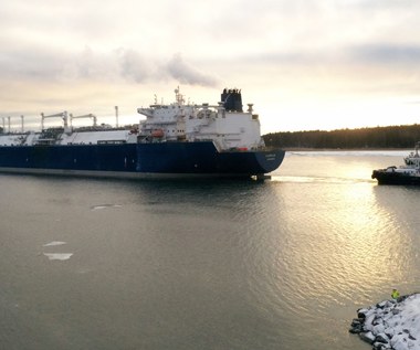 Finlandia. Do portu w Inkoo przybył pływający terminal LNG