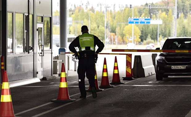 Finlandia zamyka granicę dla "turystów" z Rosji