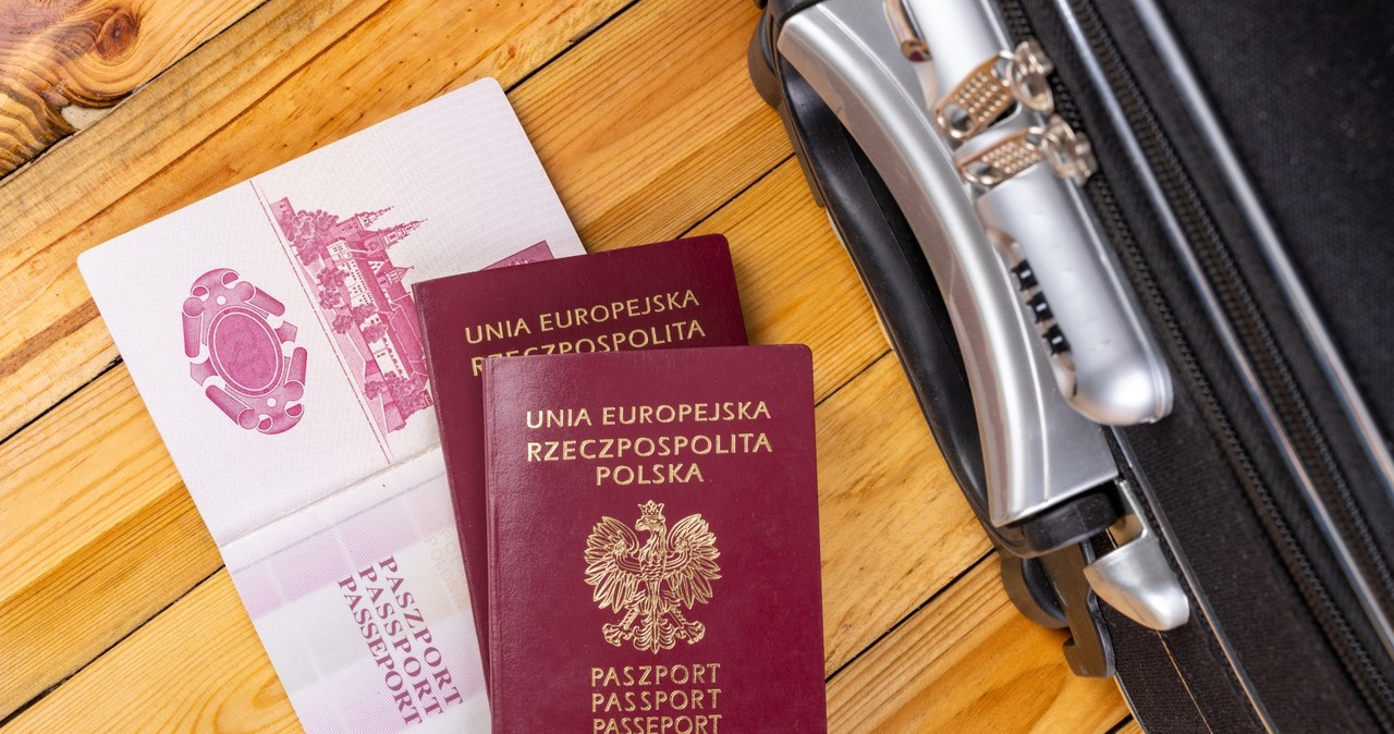 Finowie będą produkować paszporty w Polsce. Chcą obniżyć koszty operacyjne /123rf.com /123RF/PICSEL