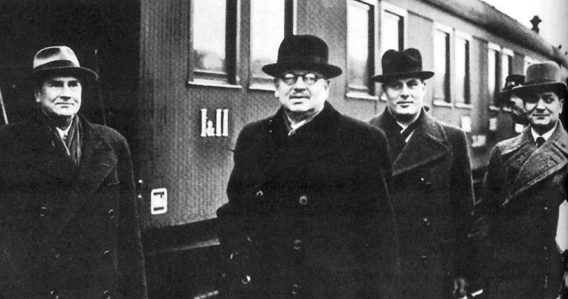 Fińska delegacja, która w październiku 1939 roku udała się na rozmowy do Moskwy /domena publiczna
