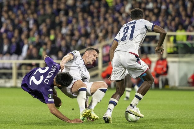 Fiorentina przegrała pierwszy mecz półfinału Ligi Konferencji z FC Basel /GEORGIOS KEFALAS  /PAP/EPA