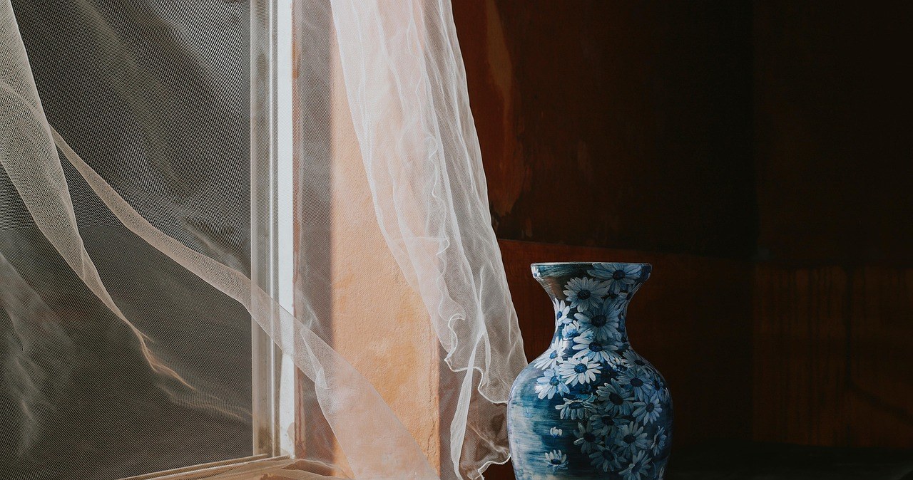Фіранки будуть ідеально чистими та ароматними - як це зробити? /pixabay.com