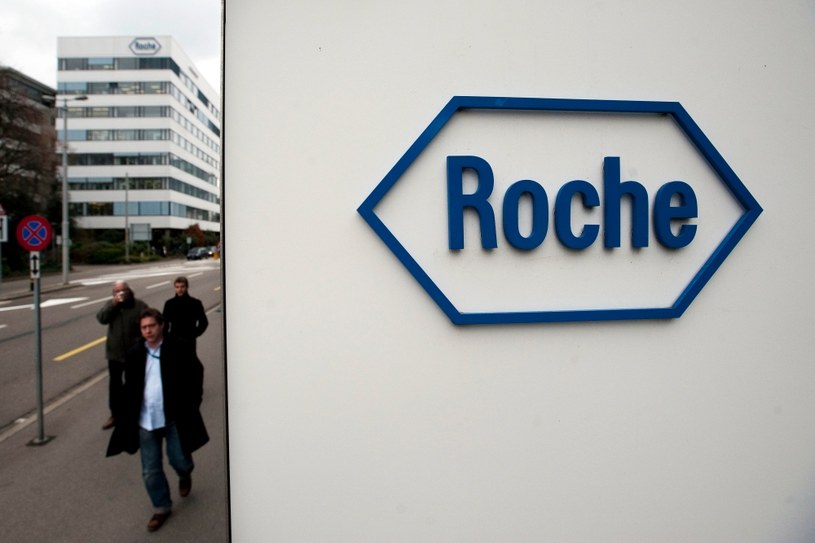 Firma farmaceutyczna Roche pozostaje w rękach członków rodziny jej założyciela /SEBASTIEN BOZON /AFP