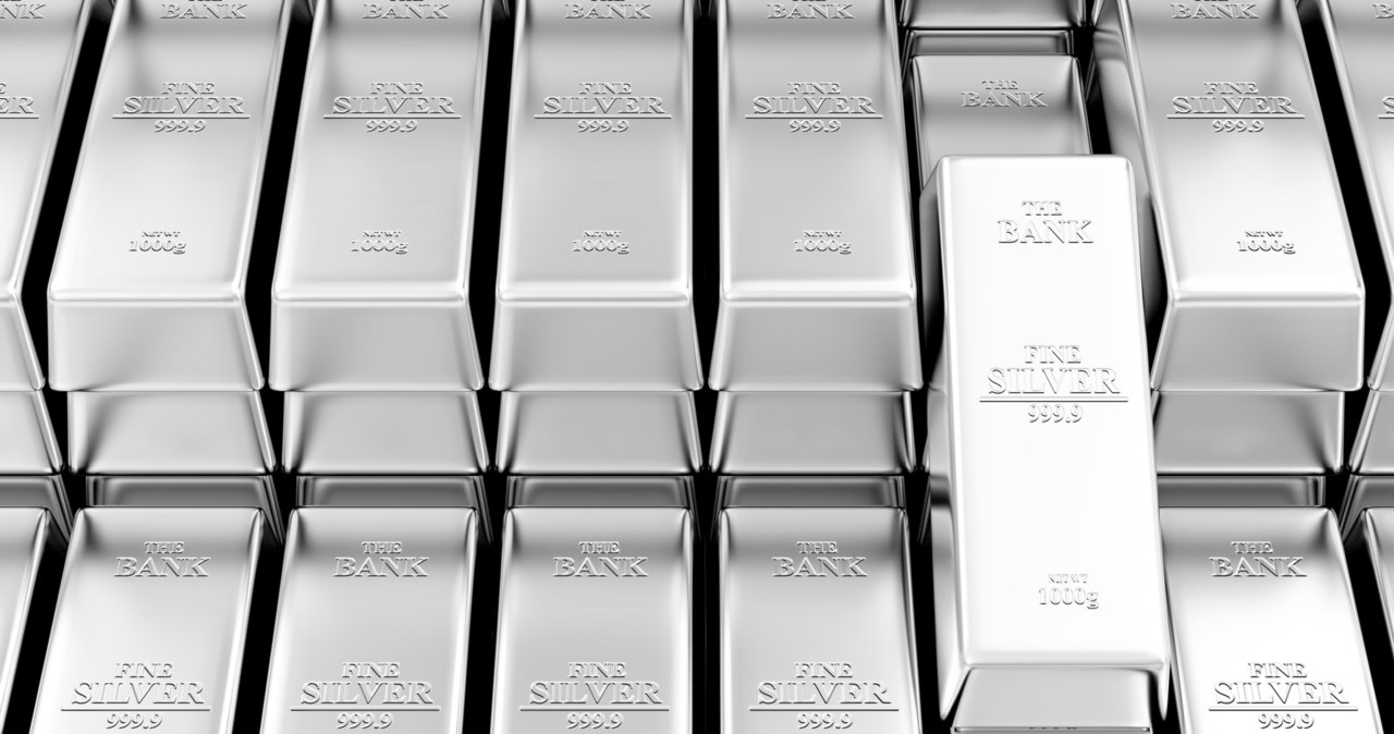 Firma KGHM Polska Miedź według rankingu portalu Kitco.com została w ubiegłym roku największym producentem srebra na świecie /123RF/PICSEL