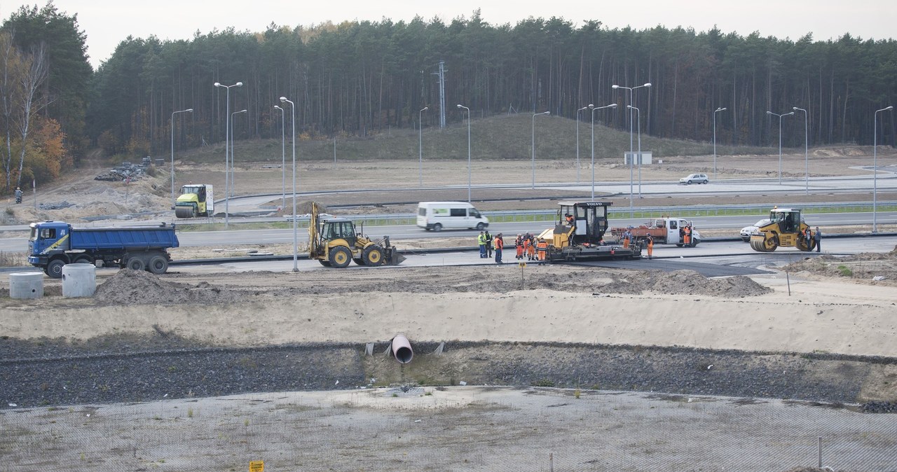 Firma Salini budowała m.in. autostradę A1 /Adam Wysocki /East News