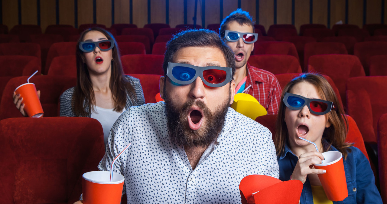 Firmy coraz częściej finansują pracownikom wyjścia do kin i teatrów /123RF/PICSEL