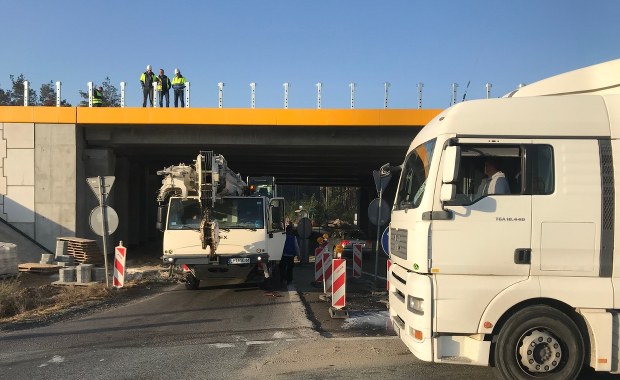 Firmy, którym Astaldi nie zapłaciło za roboty, blokowały krajową "17"