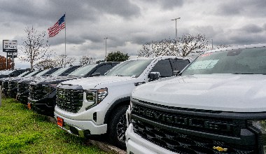 Firmy motoryzacyjne w USA z apelem do Trumpa. Nie chcą ograniczania emisji