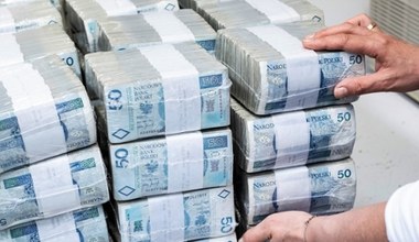 Fiskus w I połowie br. zablokował niemal 230 mln zł z rachunków VAT. To ponad trzy razy więcej niż rok temu 