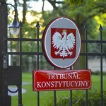 Fitch: Wyrok TK ryzykowny dla wzrostu w Polsce, niezgodny z obecnością w UE