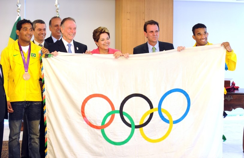 Flaga Olimpijska Dotarla Do Rio De Janeiro Sport W Interia Pl
