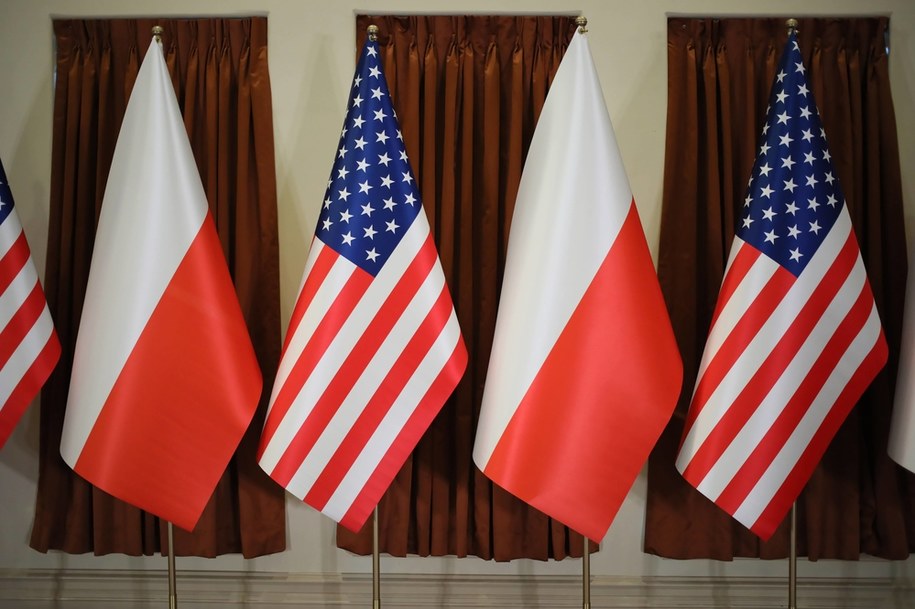 Apel liderów Polonii w USA. Chcą potępienia kongresmena obwiniającego Polskę o obozy koncentracyjne