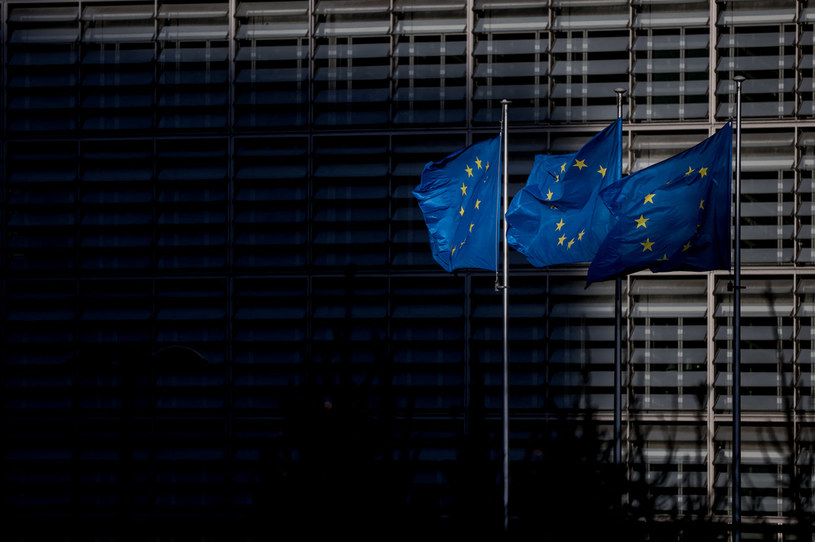 Flagi UE, zdjęcie ilustracyjne /KENZO TRIBOUILLARD / AFP /AFP
