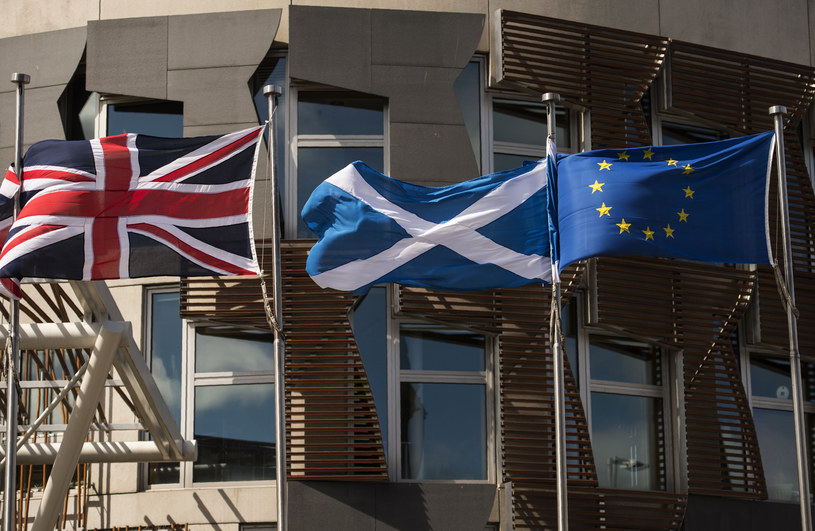 Flagi Wielkiej Brytanii, Szkocji i Unii Europejskiej /AFP
