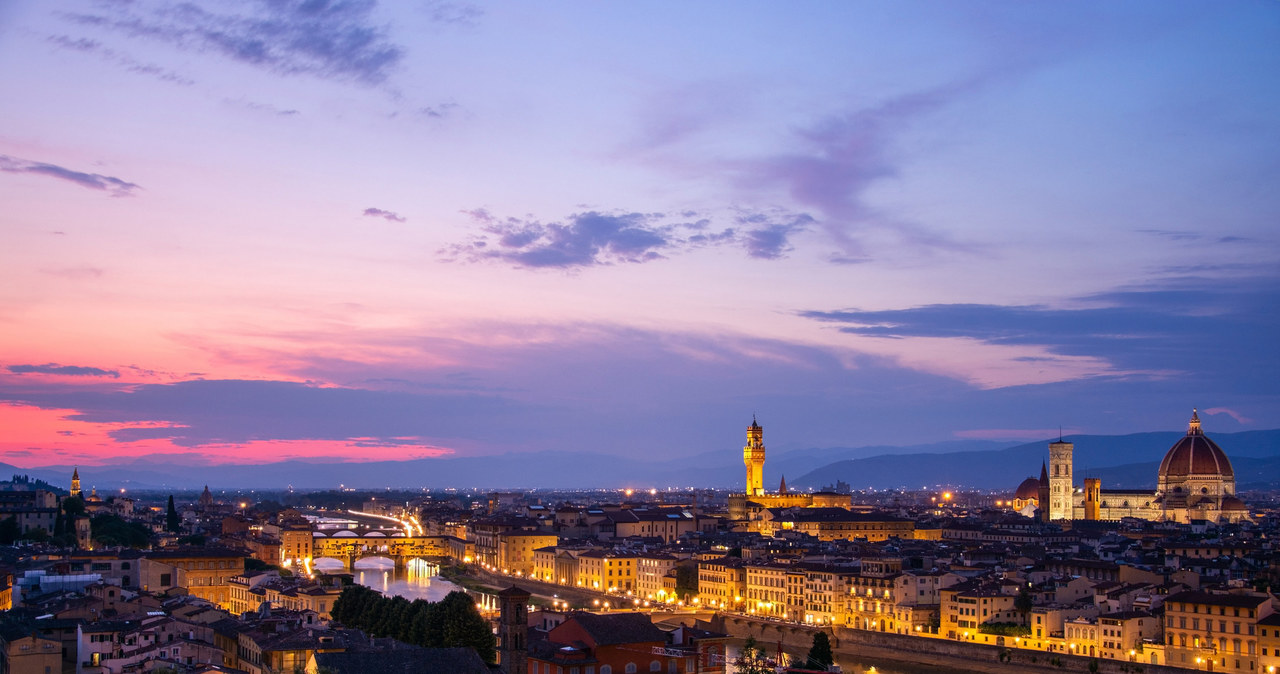 Florencja zabrania wieczornych spacerów /123RF/PICSEL