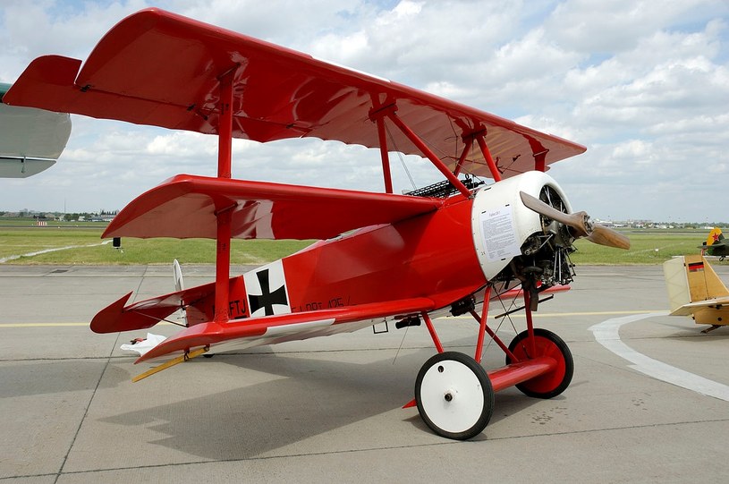 Fokker Dr.I barona Manfreda von Richthofena w charakterystycznym czerwonym malowaniu /Oliver Thiele /Wikimedia