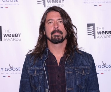 Foo Fighters: Dave Grohl złamał nogę na koncercie