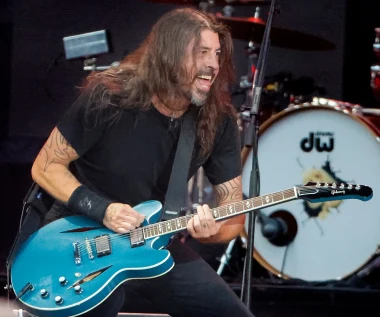 Foo Fighters żartobliwie przedstawili nowego perkusistę! Ten filmik stał się hitem wśród fanów