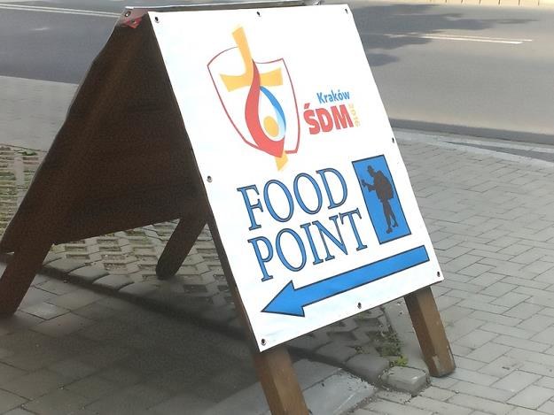 Food point - to tutaj jedzą pielgrzymi /Katarzyna Krawczyk /INTERIA.PL
