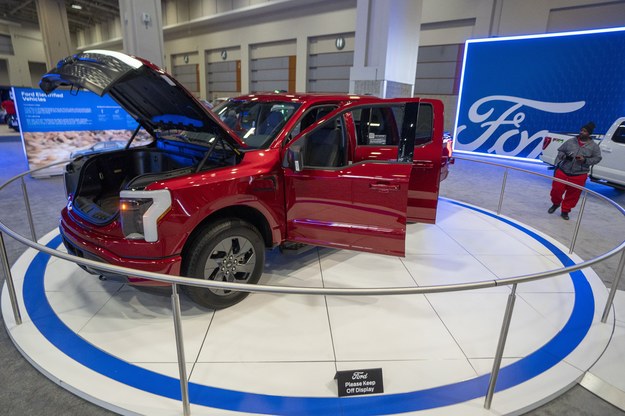 Ford F-150 XLT Lightning EV na Washington Auto Show /SHAWN THEW    /PAP/EPA