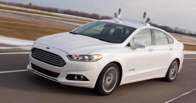 Ford Fusion Hybrid /Ford