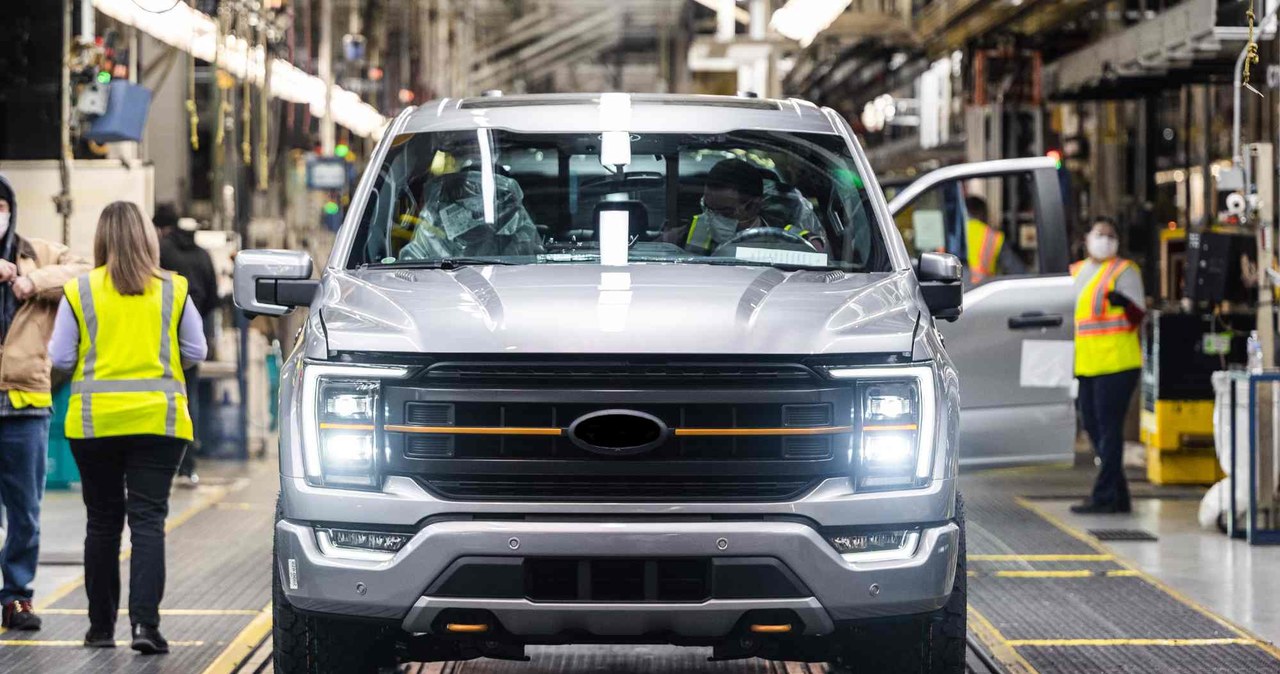 Ford ma problem z dostępnością logotypów m.in. do modelu F-150 /materiały prasowe