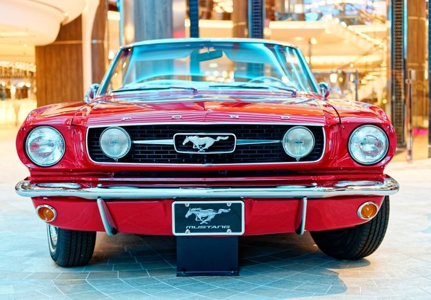 Ford Mustang /Shutterstock